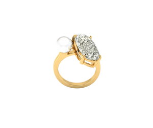 Ariana Grande Engagement Ring