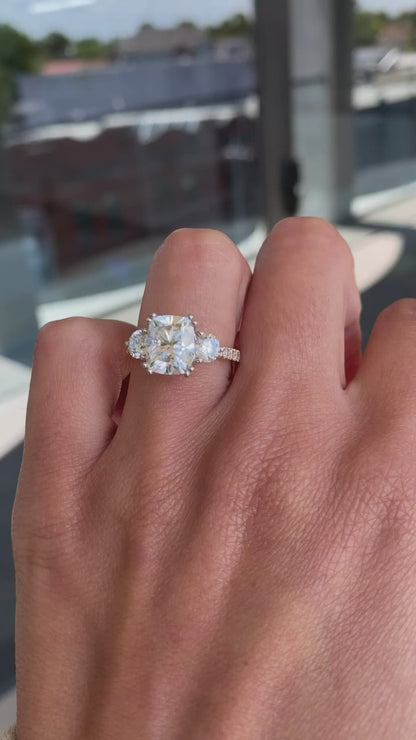 Meghan Markle Engagement Ring - Modified